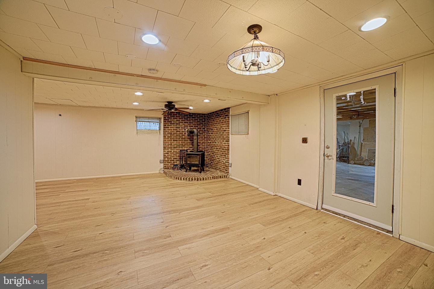 Annapolis, Maryland, 21403, United States, 4 Bedrooms Bedrooms, ,2 BathroomsBathrooms,Residential,For Sale,1911568