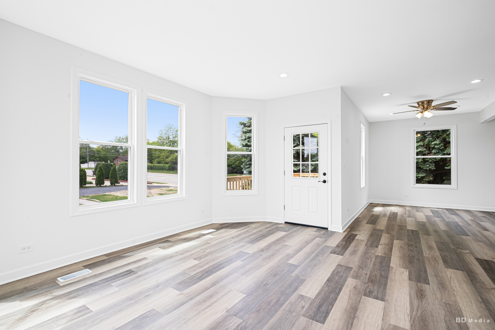 Homewood, Illinois, 60430, United States, 5 Bedrooms Bedrooms, ,4 BathroomsBathrooms,Residential,For Sale,1907684