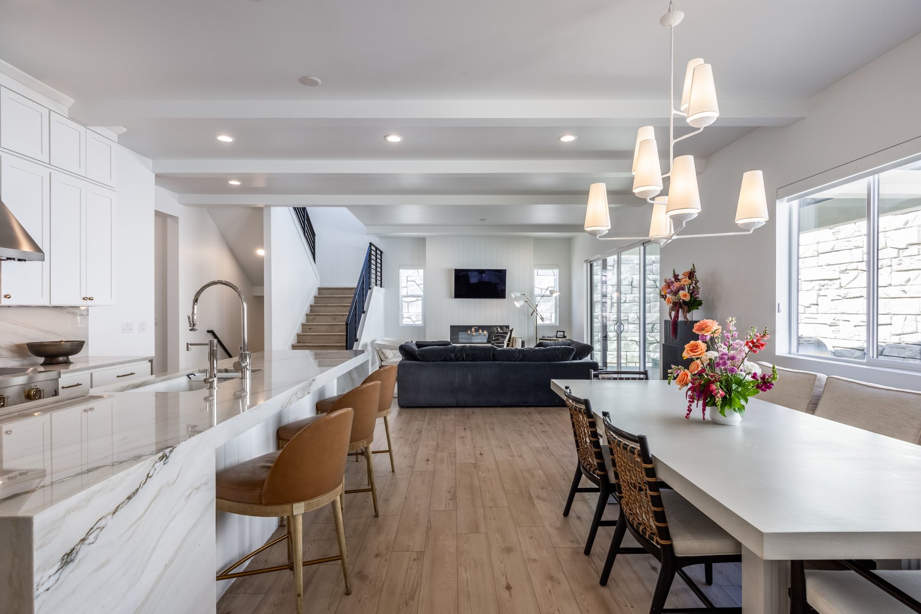  Designer Luxury with Mountain, Valley & Utah Lake Views in Lehi - 物件實景