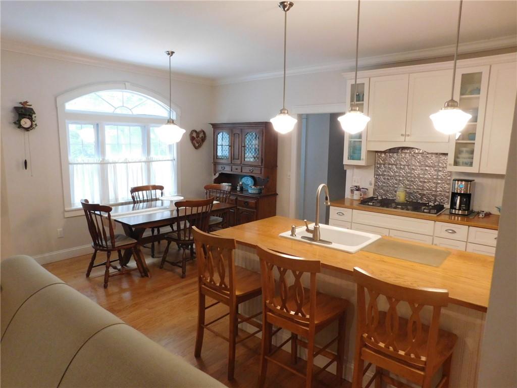 Exeter, Rhode Island, 02874, United States, 3 Bedrooms Bedrooms, ,3 BathroomsBathrooms,Residential,For Sale,1928793