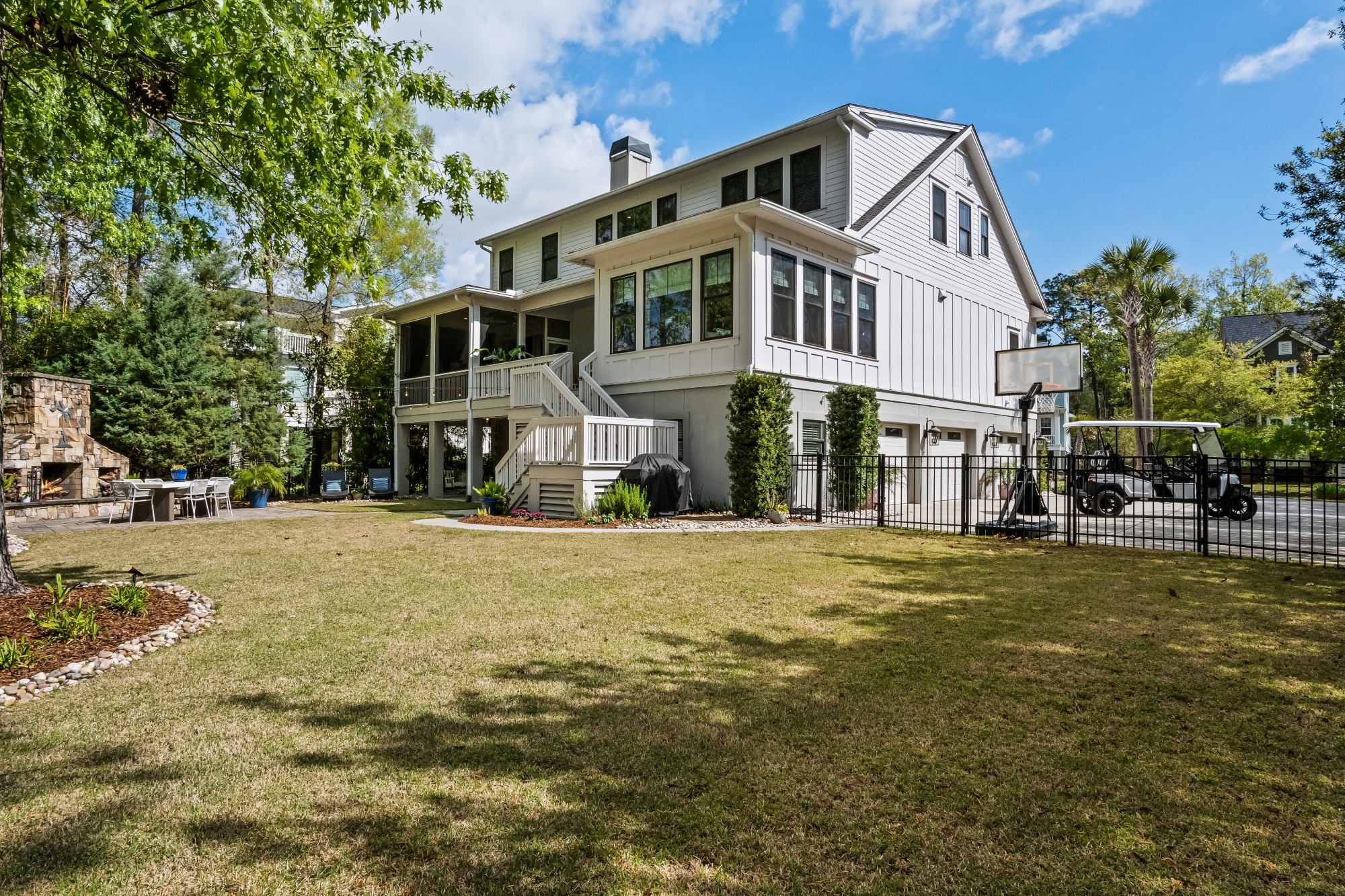  2120 Malcolm Road - 物件實景