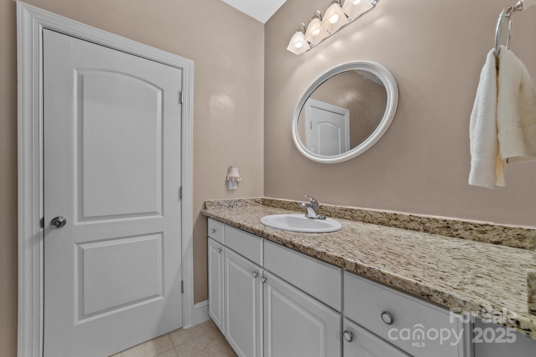 Salisbury, North Carolina, 28144, United States, 4 Bedrooms Bedrooms, ,4 BathroomsBathrooms,Residential,For Sale,1974637