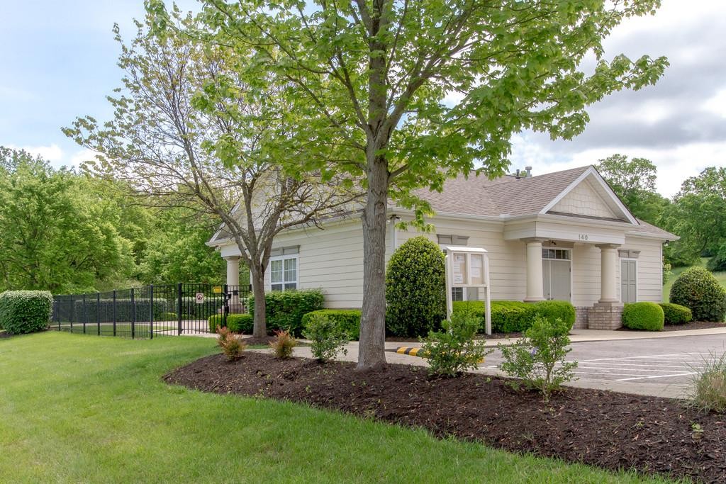 Hendersonville, Tennessee, 37075, United States, 4 Bedrooms Bedrooms, ,3 BathroomsBathrooms,Residential,For Sale,1819324