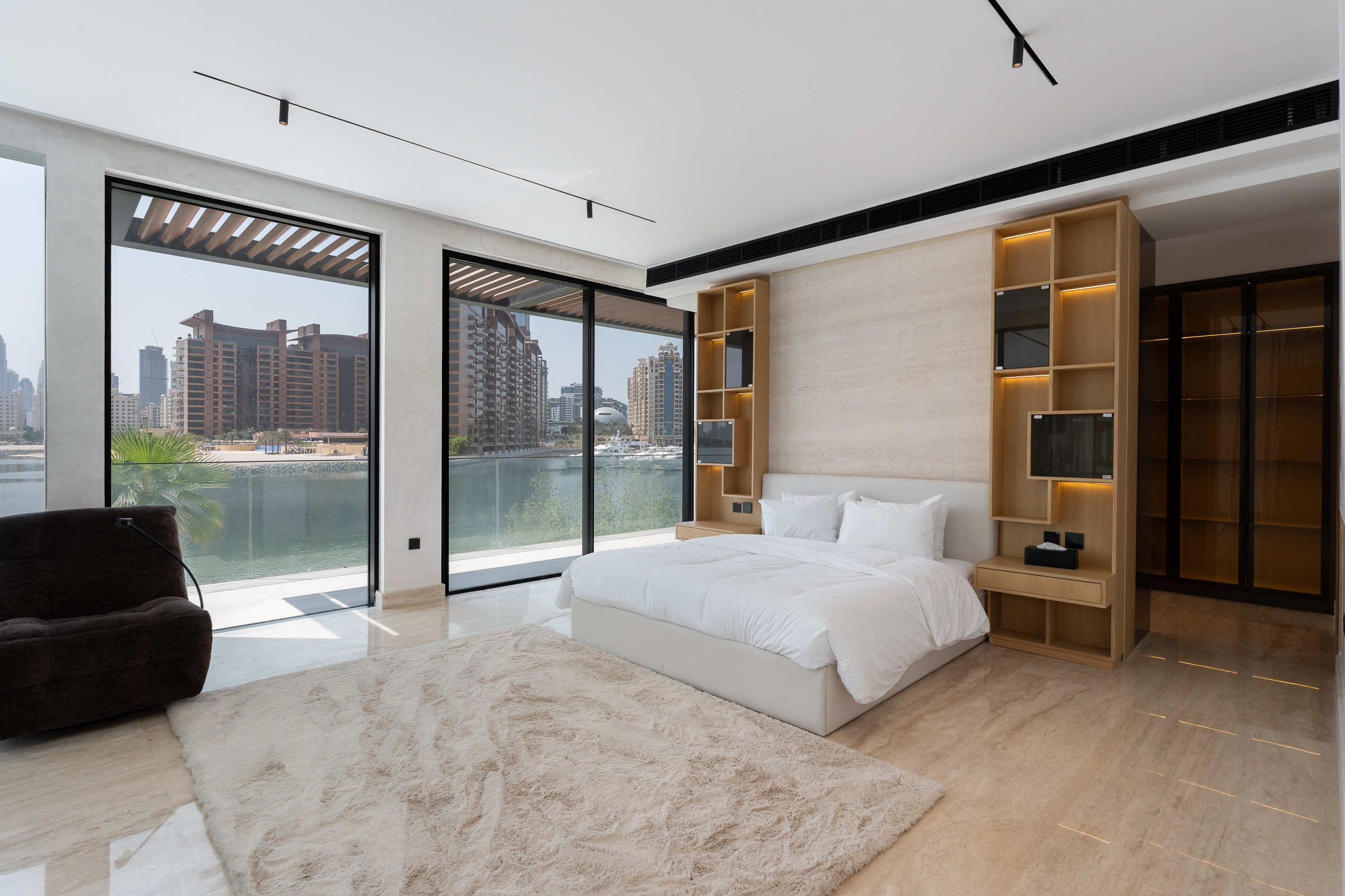  Expertly Upgraded Signature Villa on Palm Jumeirah - 物件實景
