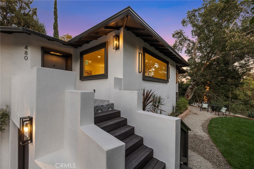 Pasadena, California, 91105, United States, 3 Bedrooms Bedrooms, ,3 BathroomsBathrooms,Residential,For Sale,1941593
