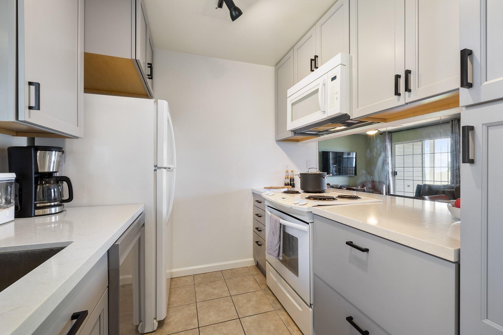 Kapolei, Hawaii, 96707, United States, 2 Bedrooms Bedrooms, ,2 BathroomsBathrooms,Residential,For Sale,1944836