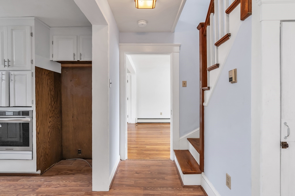 Methuen, Massachusetts, 01844, United States, 3 Bedrooms Bedrooms, ,3 BathroomsBathrooms,Residential,For Sale,1873675