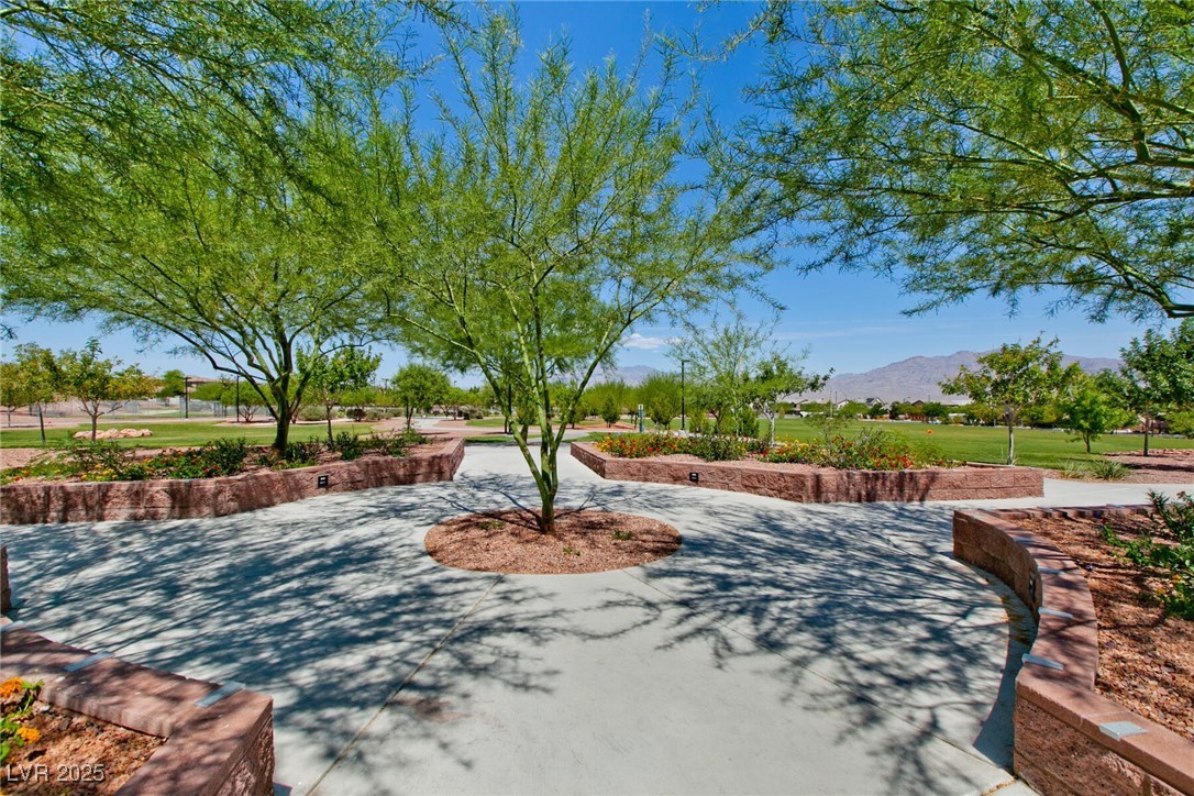 Las Vegas, Nevada, 89166, United States, 4 Bedrooms Bedrooms, ,3 BathroomsBathrooms,Residential,For Sale,1960504