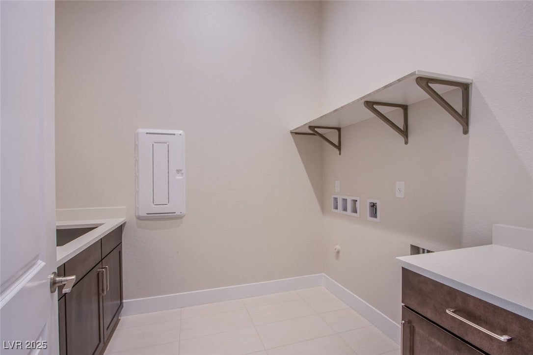 Las Vegas, Nevada, 89135, United States, 4 Bedrooms Bedrooms, ,4 BathroomsBathrooms,Residential,For Sale,1943877