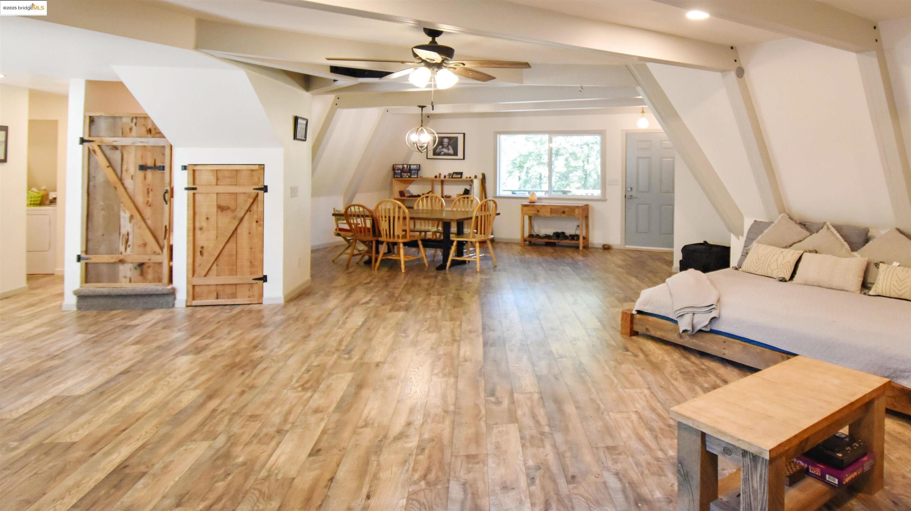 Sonora, California, 95370, United States, 3 Bedrooms Bedrooms, ,2 BathroomsBathrooms,Residential,For Sale,1925150