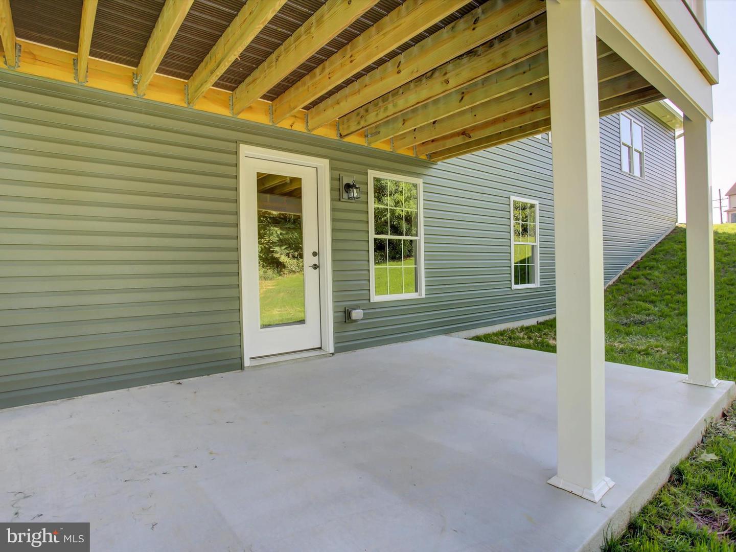 Greencastle, Pennsylvania, 17225, United States, 3 Bedrooms Bedrooms, ,2 BathroomsBathrooms,Residential,For Sale,1933339