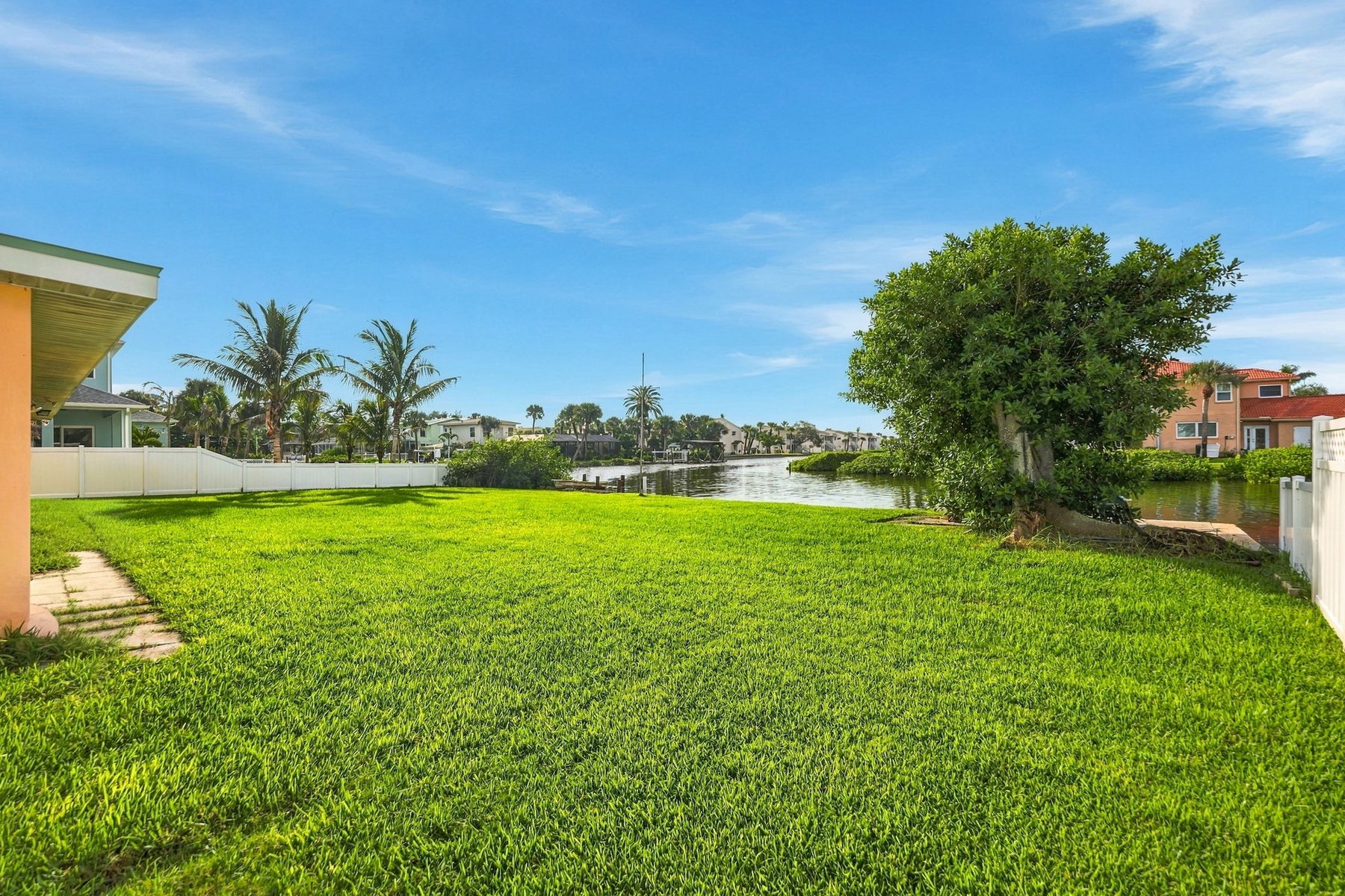  6 Venetian Way B, Indian Harbour Beach, FL, 32937 - 物件實景