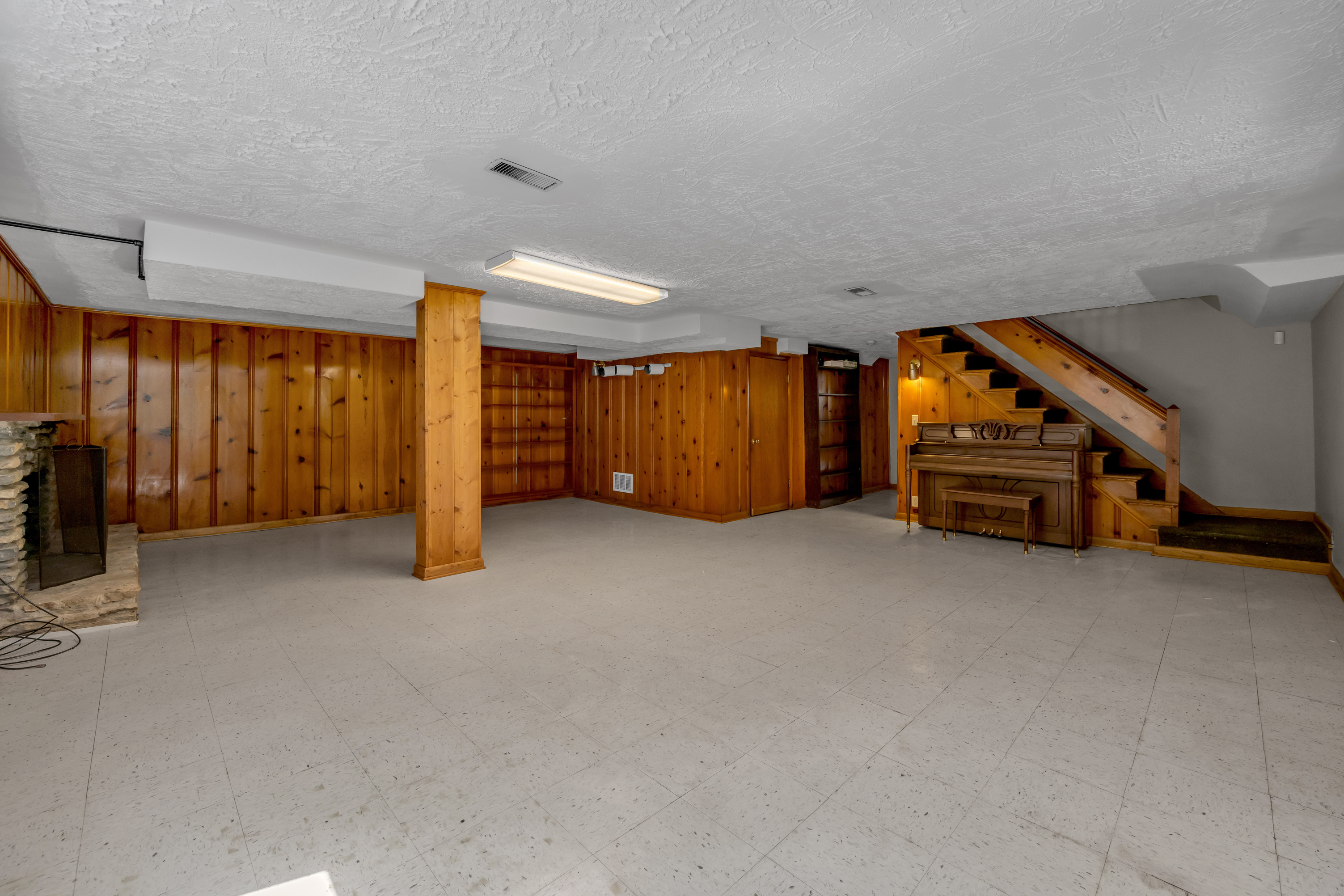  953 Holly Springs Drive - 物件實景