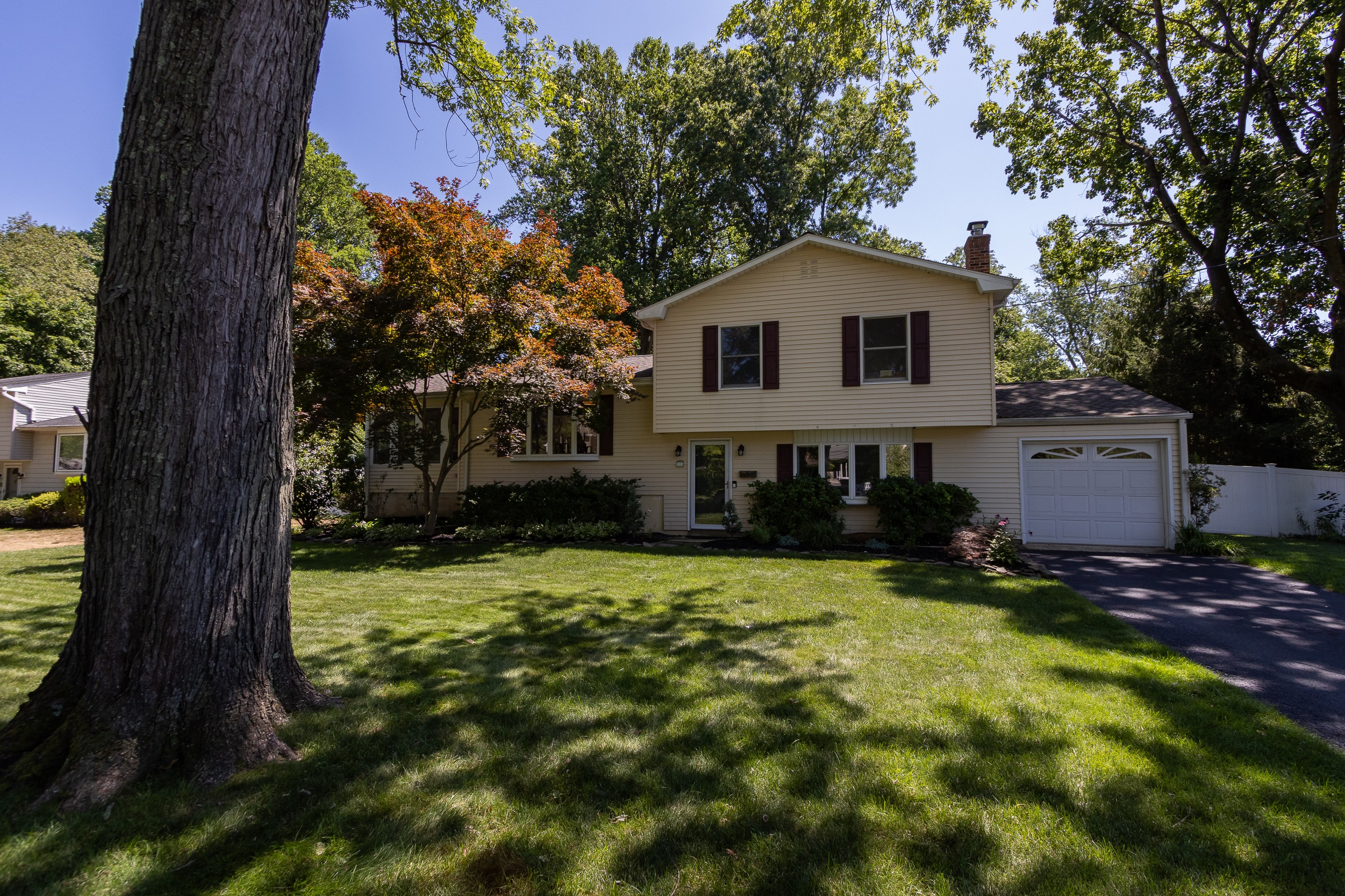  Lovingly maintained home in desirable Middletown neighborhood - 物件實景