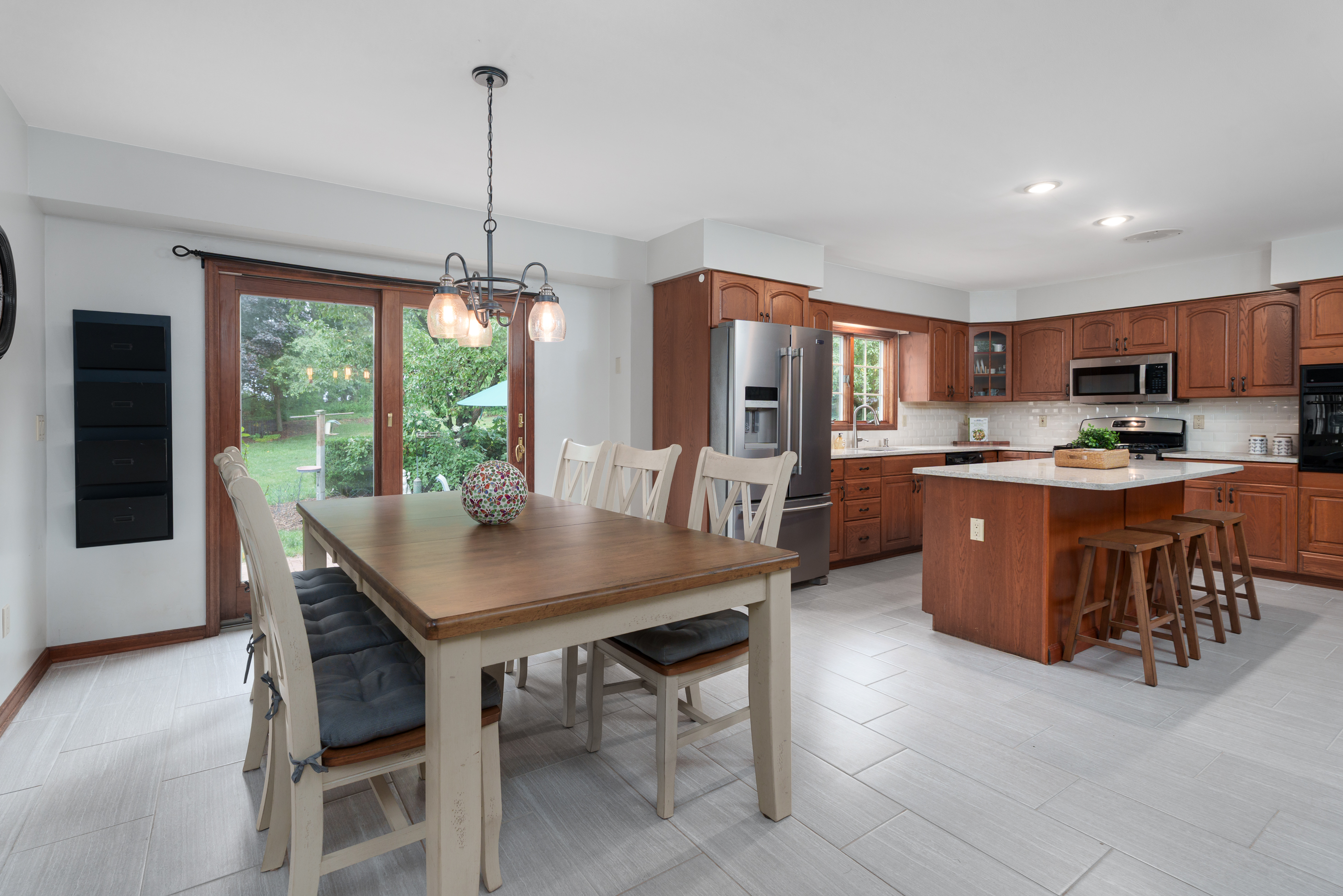 Privacy, Comfort, and a Location That Captures the Best of Alexandria Township - 物件實景