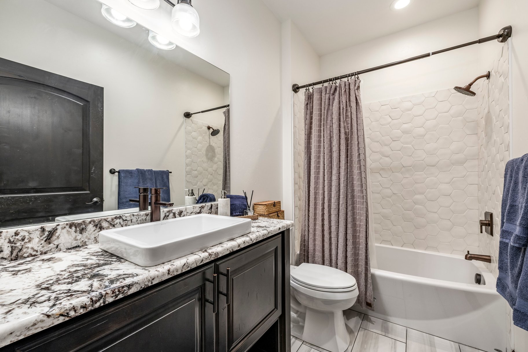  Unparalleled Value in River Meadows Ranch with Heated 3-Car & RV Garage - 物件實景
