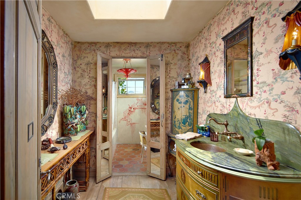 Dana Point, California, 92624, United States, 4 Bedrooms Bedrooms, ,4 BathroomsBathrooms,Residential,For Sale,1901467