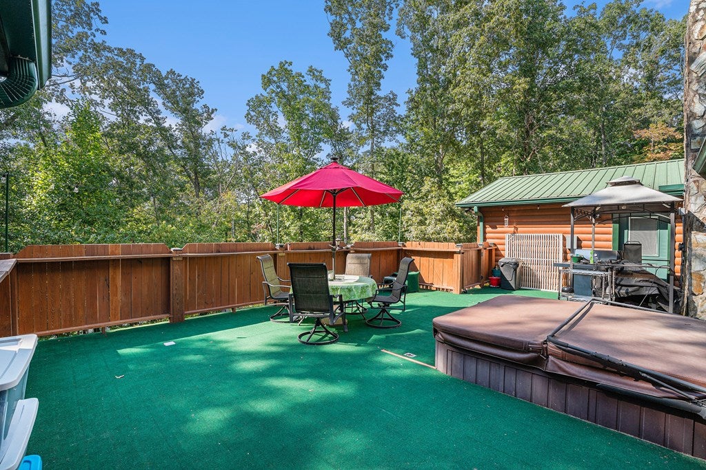 Blue Ridge, Georgia, 30513, United States, 6 Bedrooms Bedrooms, ,4 BathroomsBathrooms,Residential,For Sale,1858999