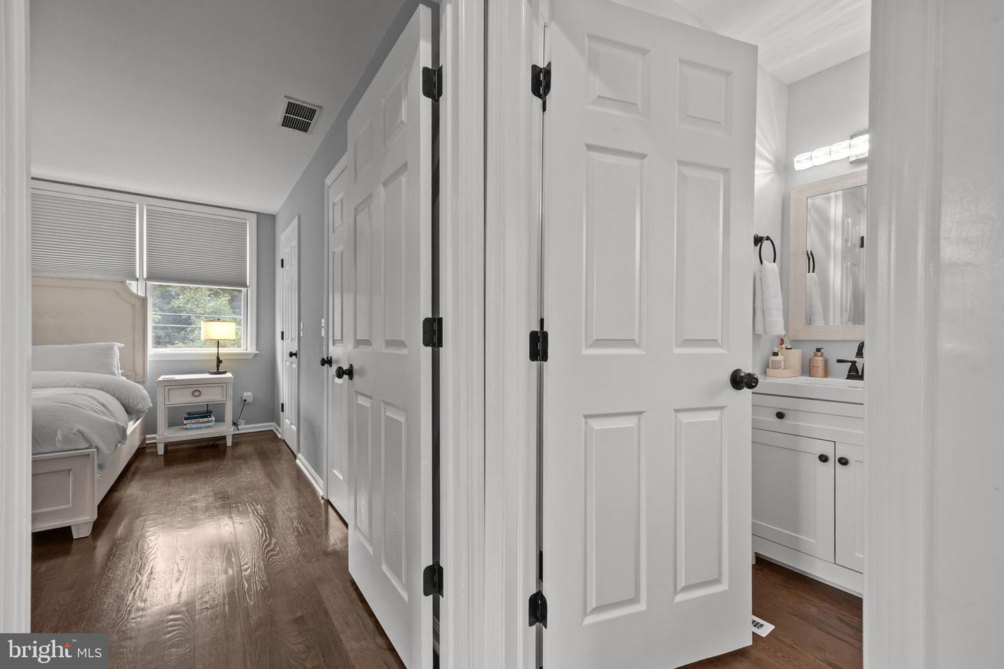 Pennington, New Jersey, 08534, United States, 4 Bedrooms Bedrooms, ,2 BathroomsBathrooms,Residential,For Sale,1940207