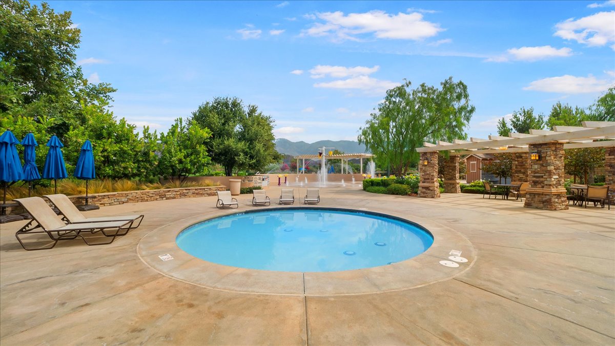 San Bernardino, California, 92407, United States, 4 Bedrooms Bedrooms, ,3 BathroomsBathrooms,Residential,For Sale,1978188