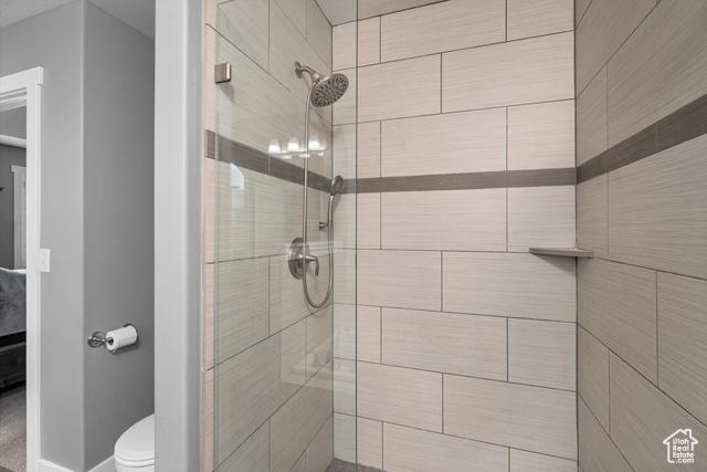 Hooper, Utah, 84315, United States, 5 Bedrooms Bedrooms, ,4 BathroomsBathrooms,Residential,For Sale,1929044