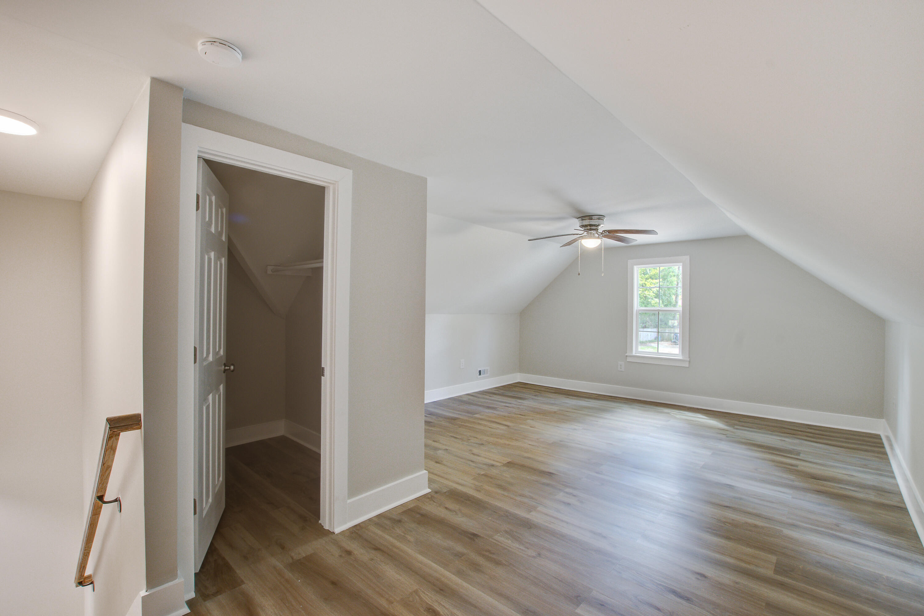 Summerville, South Carolina, 29485, United States, 6 Bedrooms Bedrooms, ,3 BathroomsBathrooms,Residential,For Sale,1950313