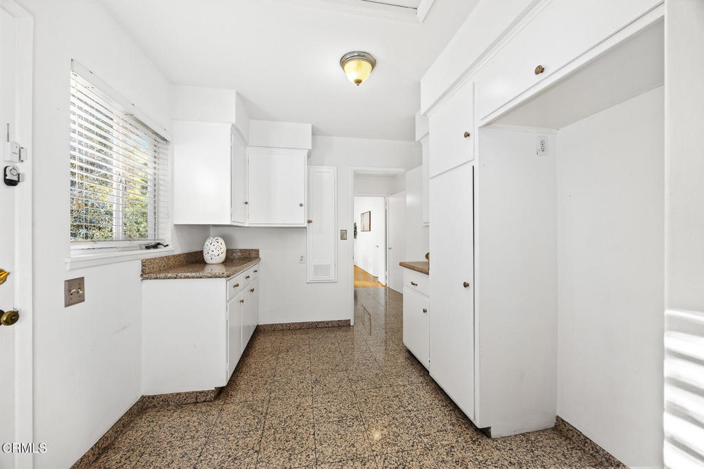 San Marino, California, 91108, United States, 5 Bedrooms Bedrooms, ,3 BathroomsBathrooms,Residential,For Sale,2002959