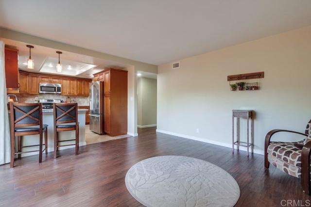 Vista, California, 92081, United States, 4 Bedrooms Bedrooms, ,3 BathroomsBathrooms,Residential,For Sale,1923801