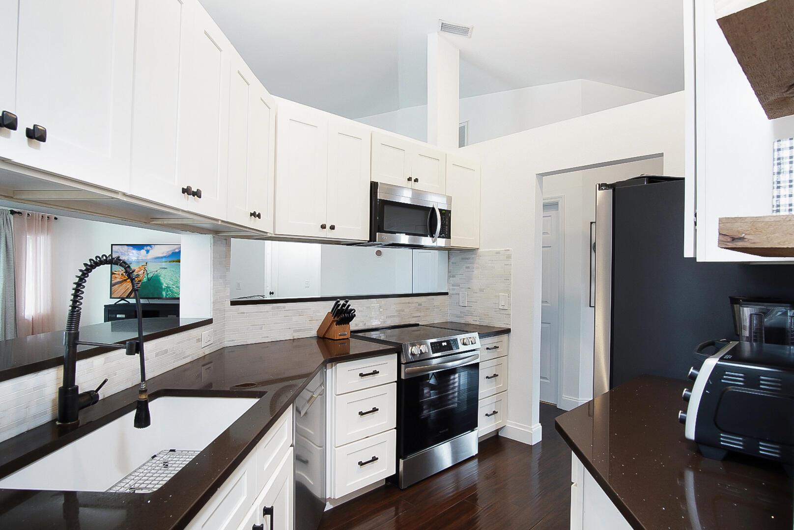 Port St Lucie, Florida, 34983, United States, 3 Bedrooms Bedrooms, ,2 BathroomsBathrooms,Residential,For Sale,1984527