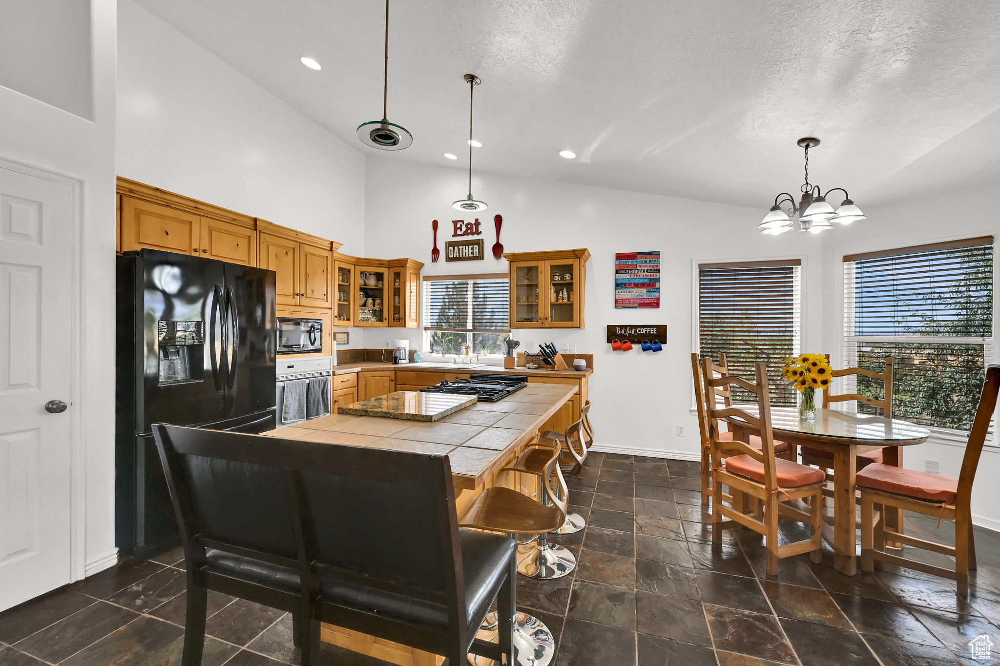 Tremonton, Utah, 84337, United States, 4 Bedrooms Bedrooms, ,3 BathroomsBathrooms,Residential,For Sale,1924806