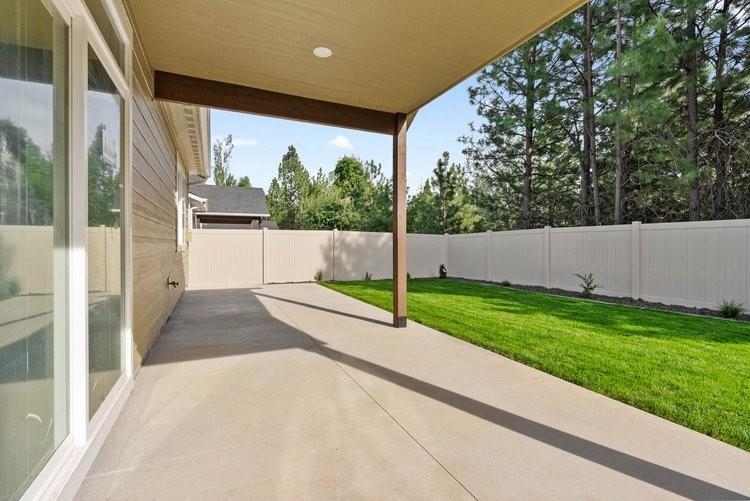 Colbert, Washington, 99005, United States, 4 Bedrooms Bedrooms, ,3 BathroomsBathrooms,Residential,For Sale,1890312