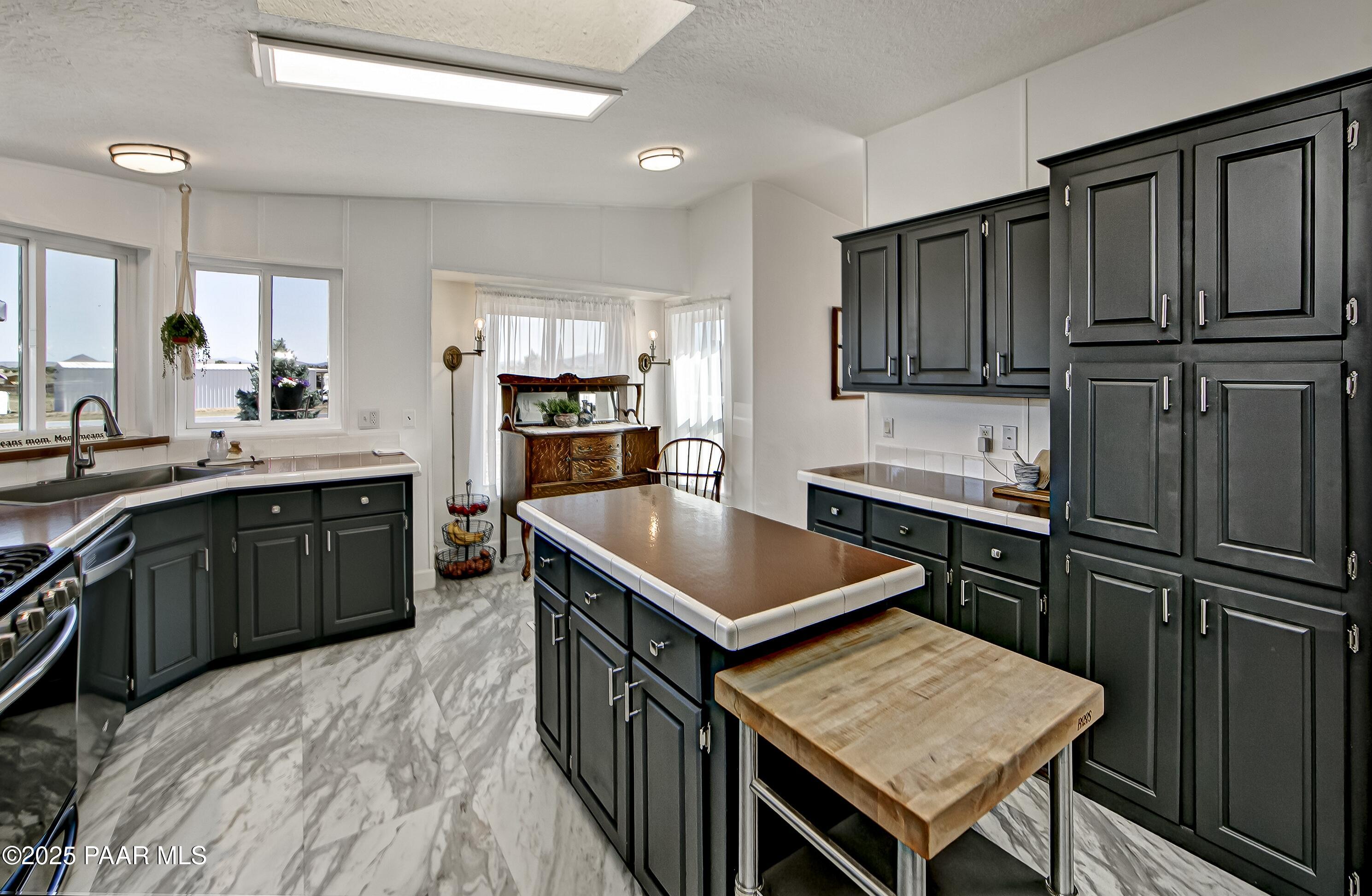 Prescott Valley, Arizona, 86315, United States, ,Residential,For Sale,1858306