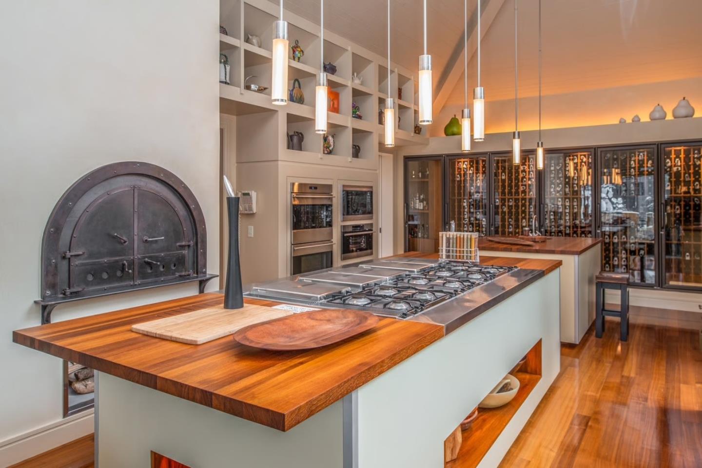 Carmel Highlands, California, 93923, United States, 13 Bedrooms Bedrooms, ,17 BathroomsBathrooms,Residential,For Sale,1917407