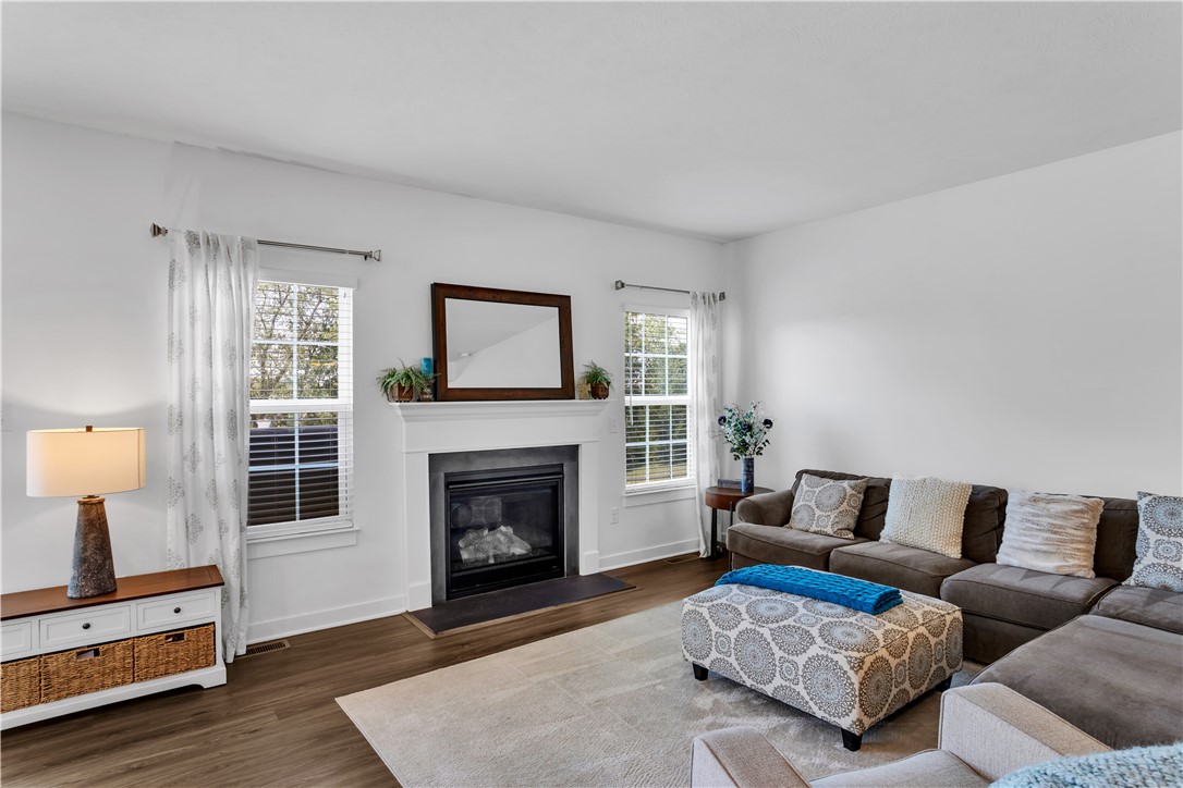 Jackson Twp, Pennsylvania, 16063, United States, 3 Bedrooms Bedrooms, ,2 BathroomsBathrooms,Residential,For Sale,1906933