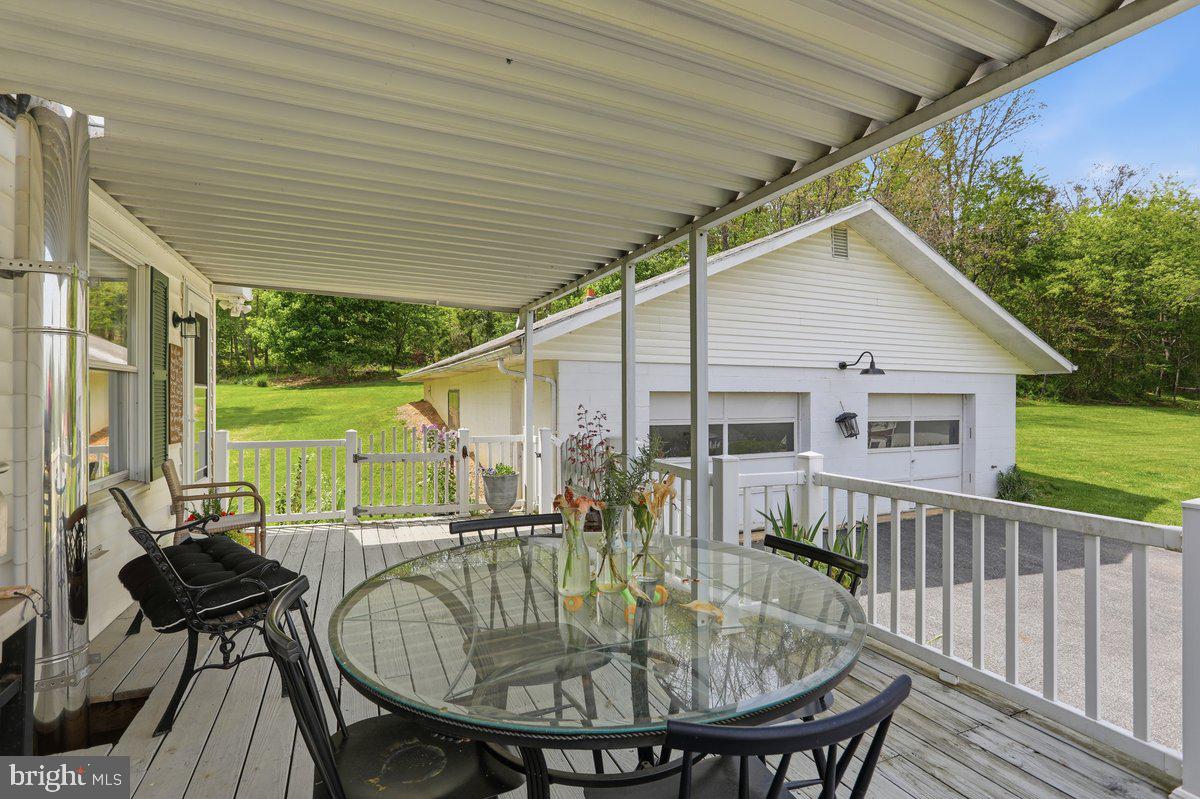 Hedgesville, West Virginia, 25427, United States, 3 Bedrooms Bedrooms, ,1 BathroomBathrooms,Residential,For Sale,2019331