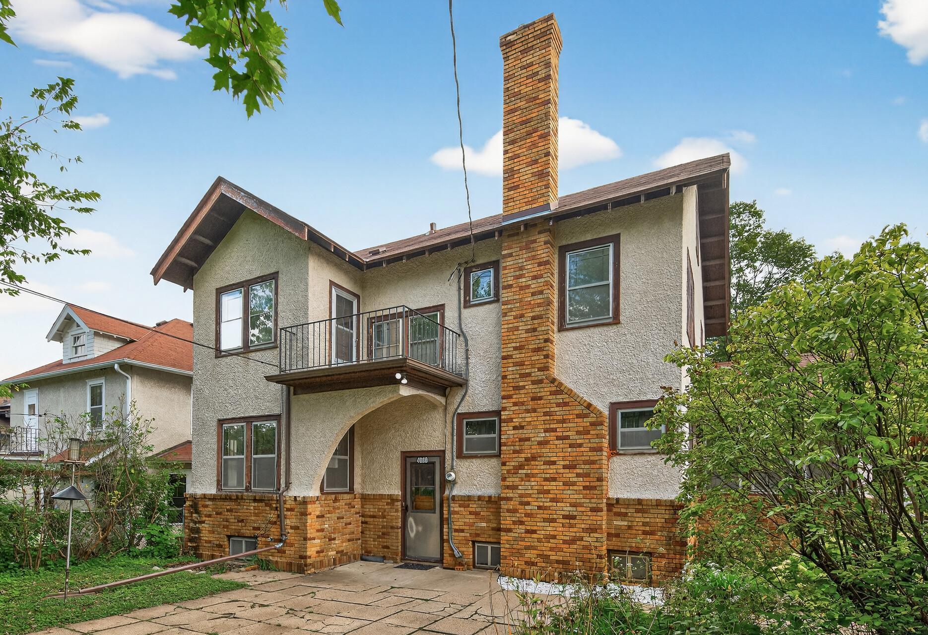 Minneapolis, Minnesota, 55409, United States, 4 Bedrooms Bedrooms, ,2 BathroomsBathrooms,Residential,For Sale,1959078