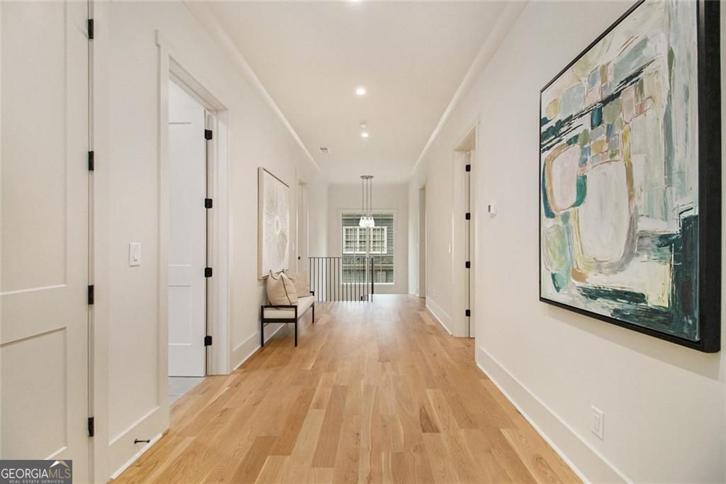 Atlanta, Georgia, 30342, United States, 6 Bedrooms Bedrooms, ,8 BathroomsBathrooms,Residential,For Sale,1858918