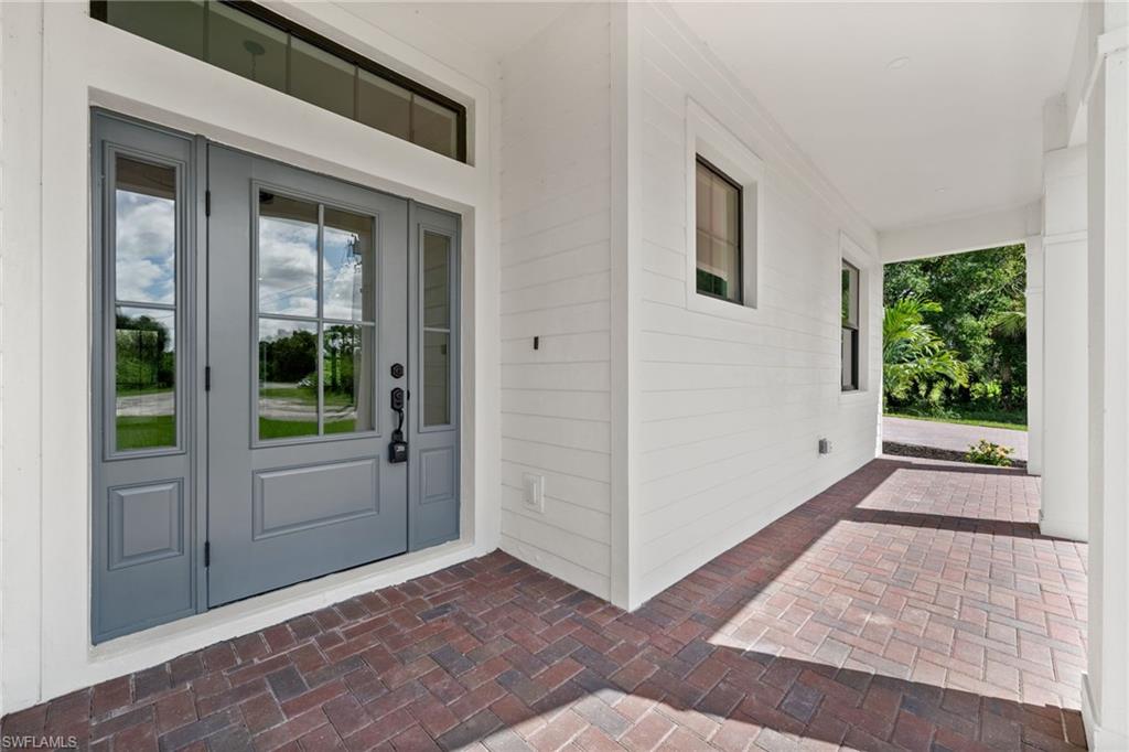 Fort Myers, Florida, 33905, United States, 3 Bedrooms Bedrooms, ,3 BathroomsBathrooms,Residential,For Sale,1865209