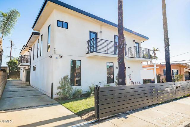 Los Angeles, California, 90022, United States, 14 Bedrooms Bedrooms, ,10 BathroomsBathrooms,Residential,For Sale,1835288