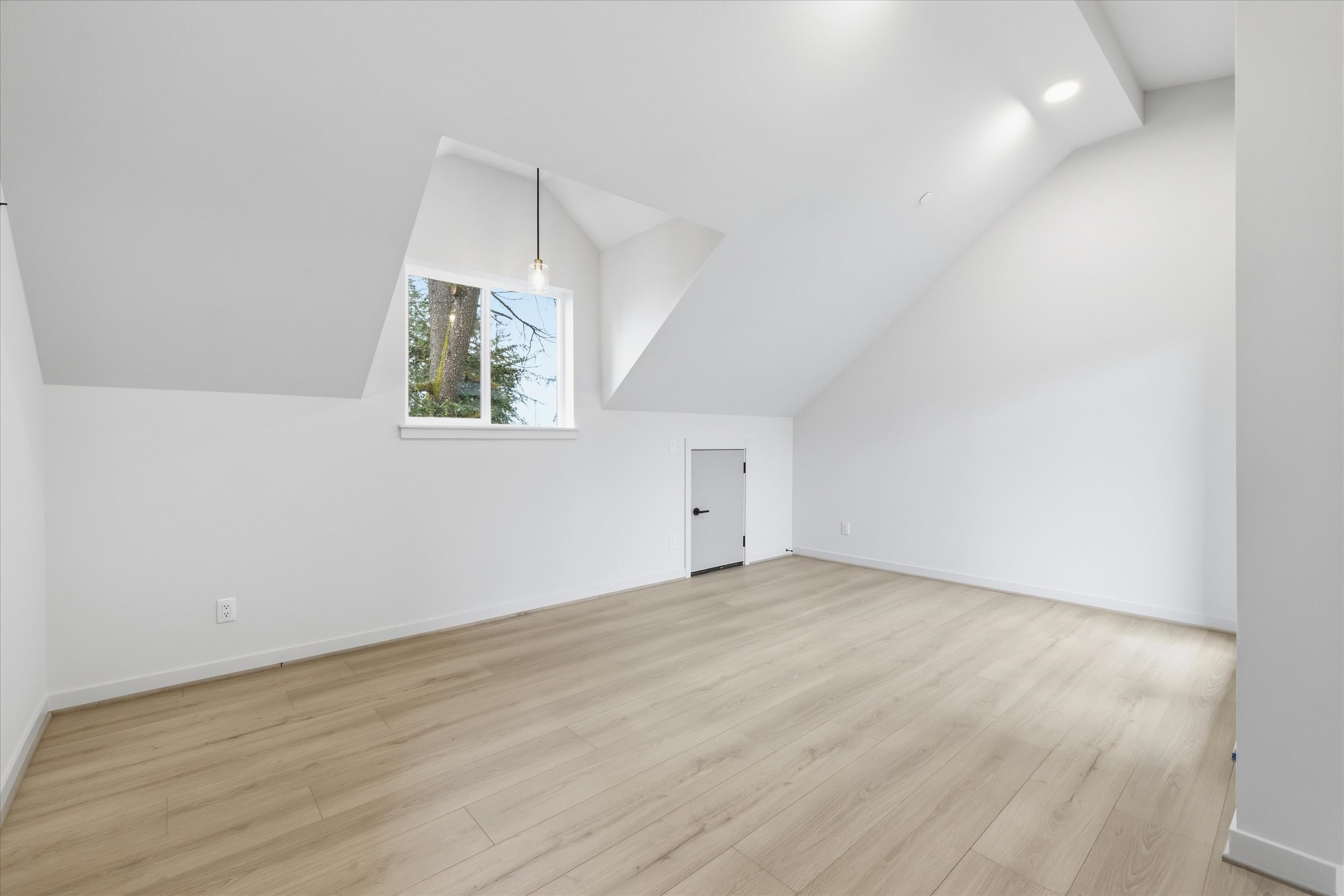  14610 Corliss Ave N Unit #A, Shoreline, WA 98133 - 物件實景