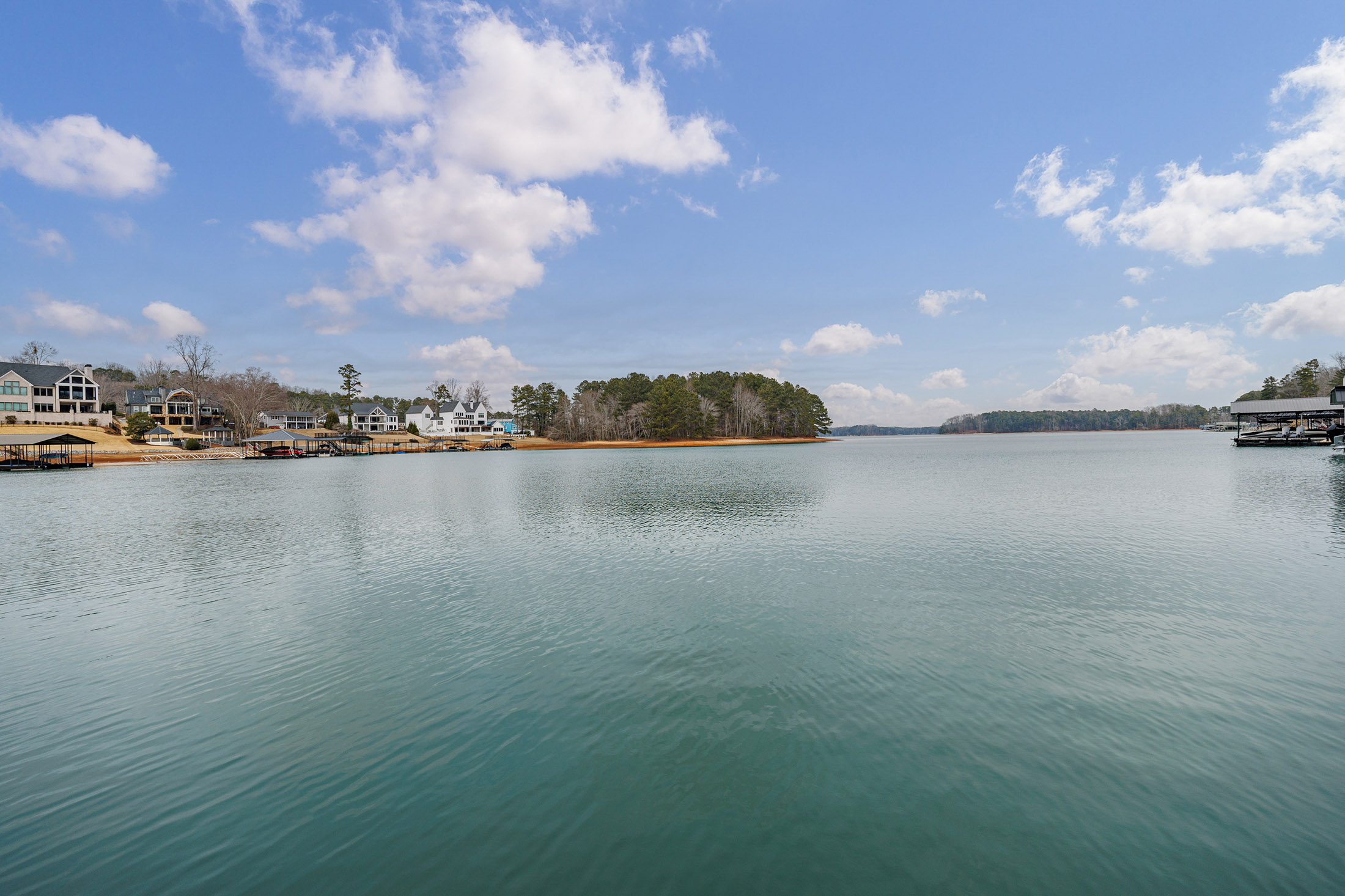  Renovated Turnkey Lakefront Residence - 物件實景