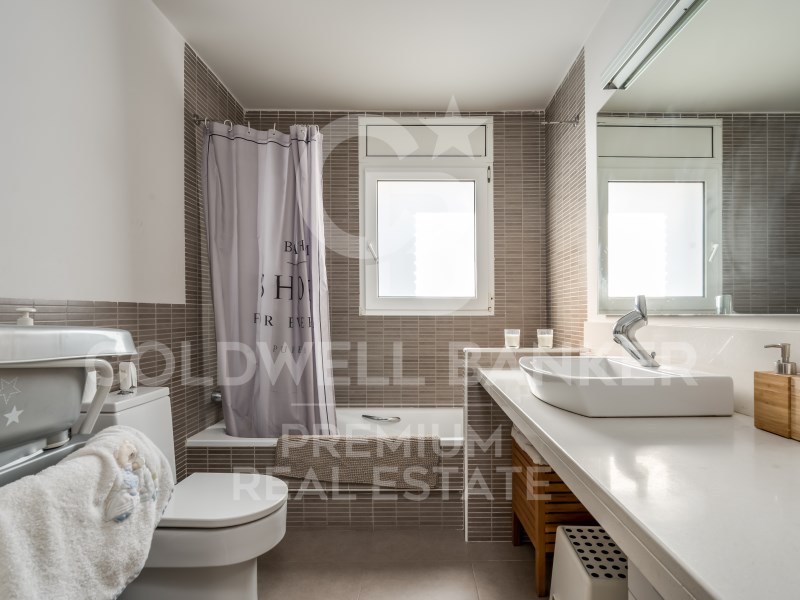Cerdanyola del Vallès, Catalonia, ES, 4 Bedrooms Bedrooms, ,4 BathroomsBathrooms,Residential,For Sale,1481716