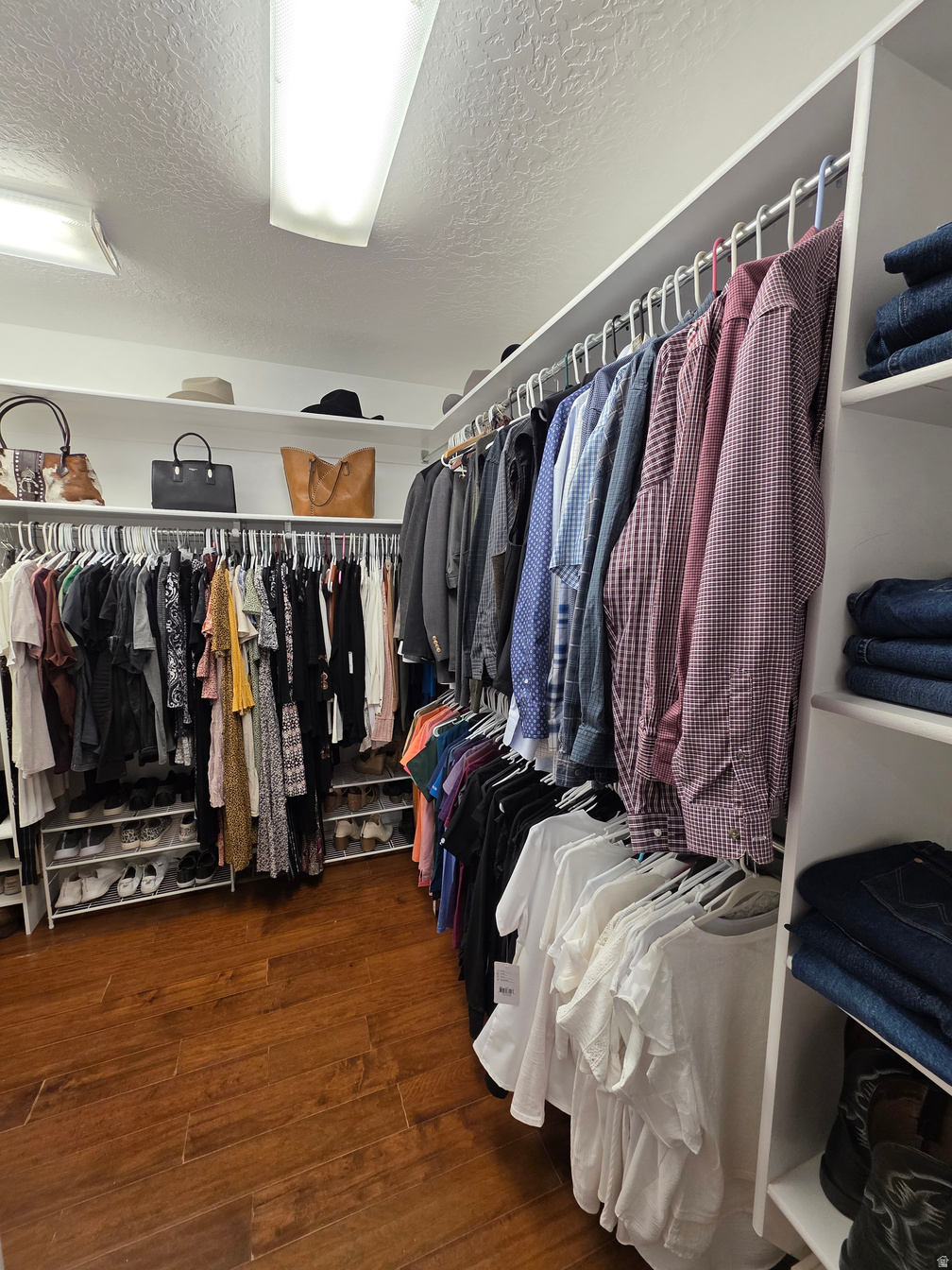 Gunnison, Utah, 84634, United States, 5 Bedrooms Bedrooms, ,4 BathroomsBathrooms,Residential,For Sale,1988288