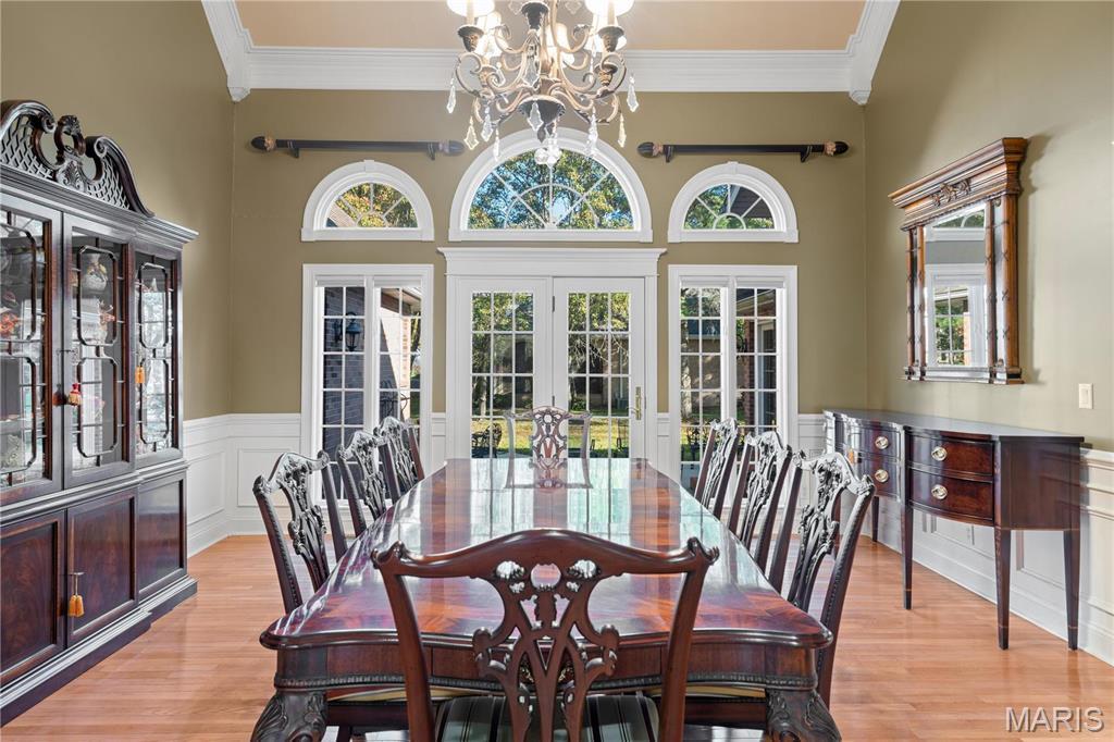Charleston, Missouri, 63834, United States, 5 Bedrooms Bedrooms, ,4 BathroomsBathrooms,Residential,For Sale,1938215