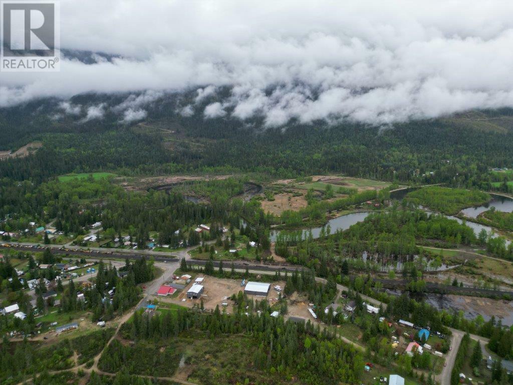 MALAKWA, British Columbia, V0E 2J0, CA, ,Residential,For Sale,1839000