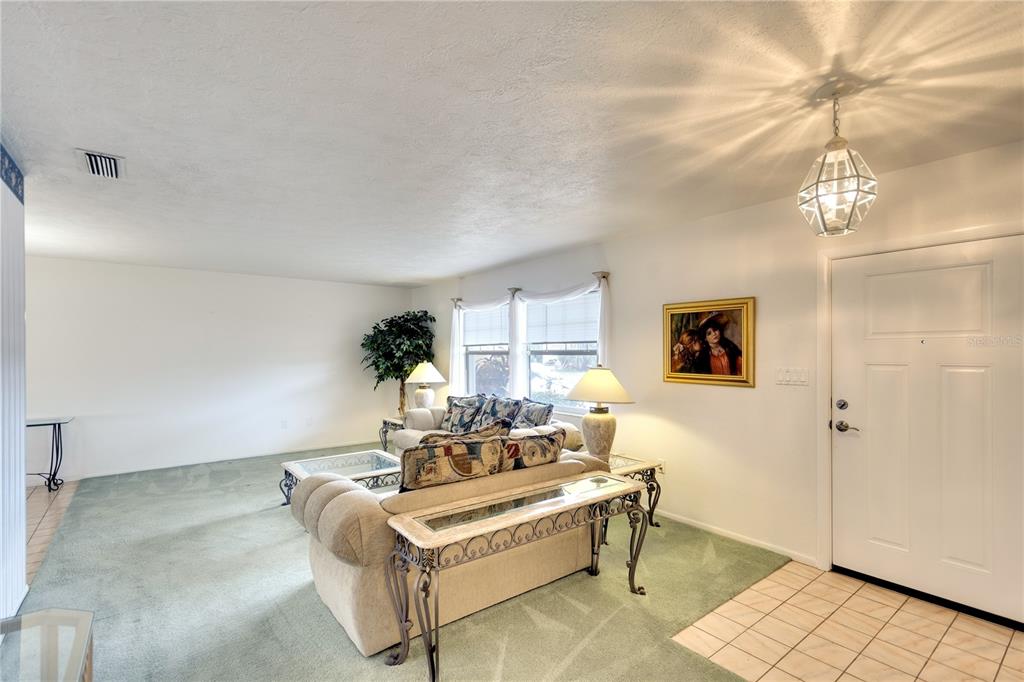 Bradenton, Florida, 34210, United States, 4 Bedrooms Bedrooms, ,2 BathroomsBathrooms,Residential,For Sale,1696879