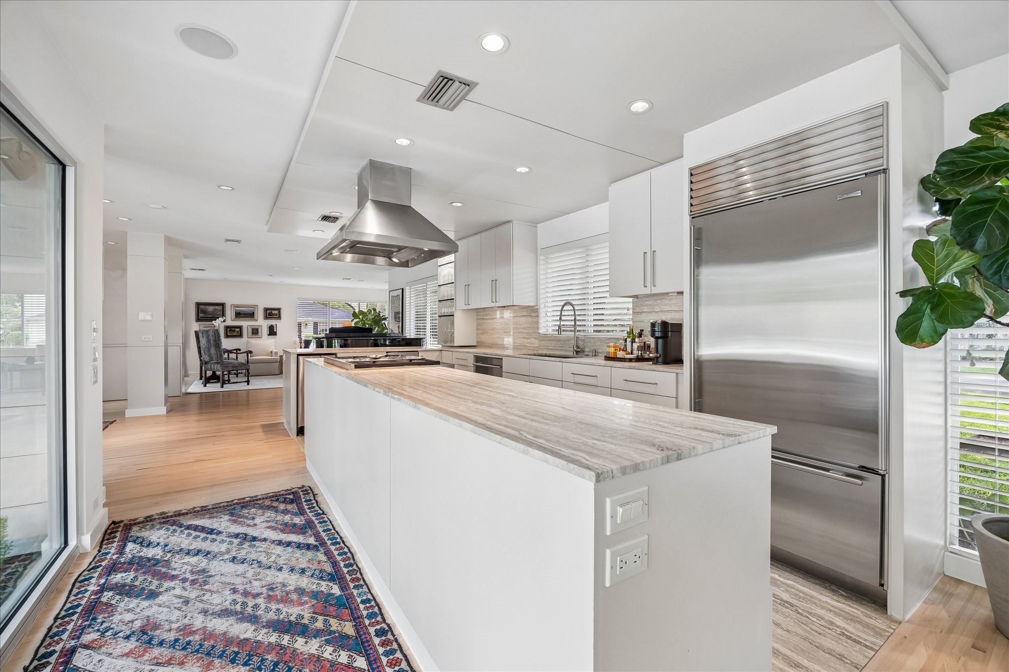  4114 Whitman Street - 物件實景