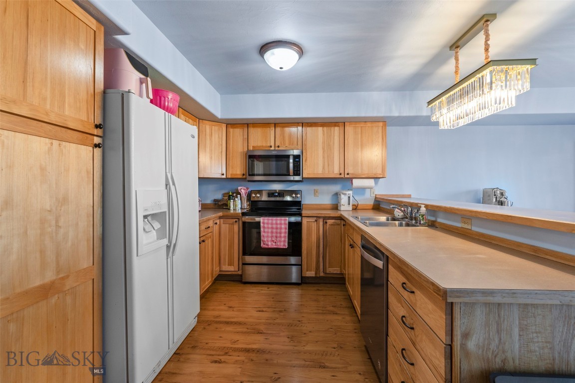 Bozeman, Montana, 59715, United States, 3 Bedrooms Bedrooms, ,3 BathroomsBathrooms,Residential,For Sale,1991519