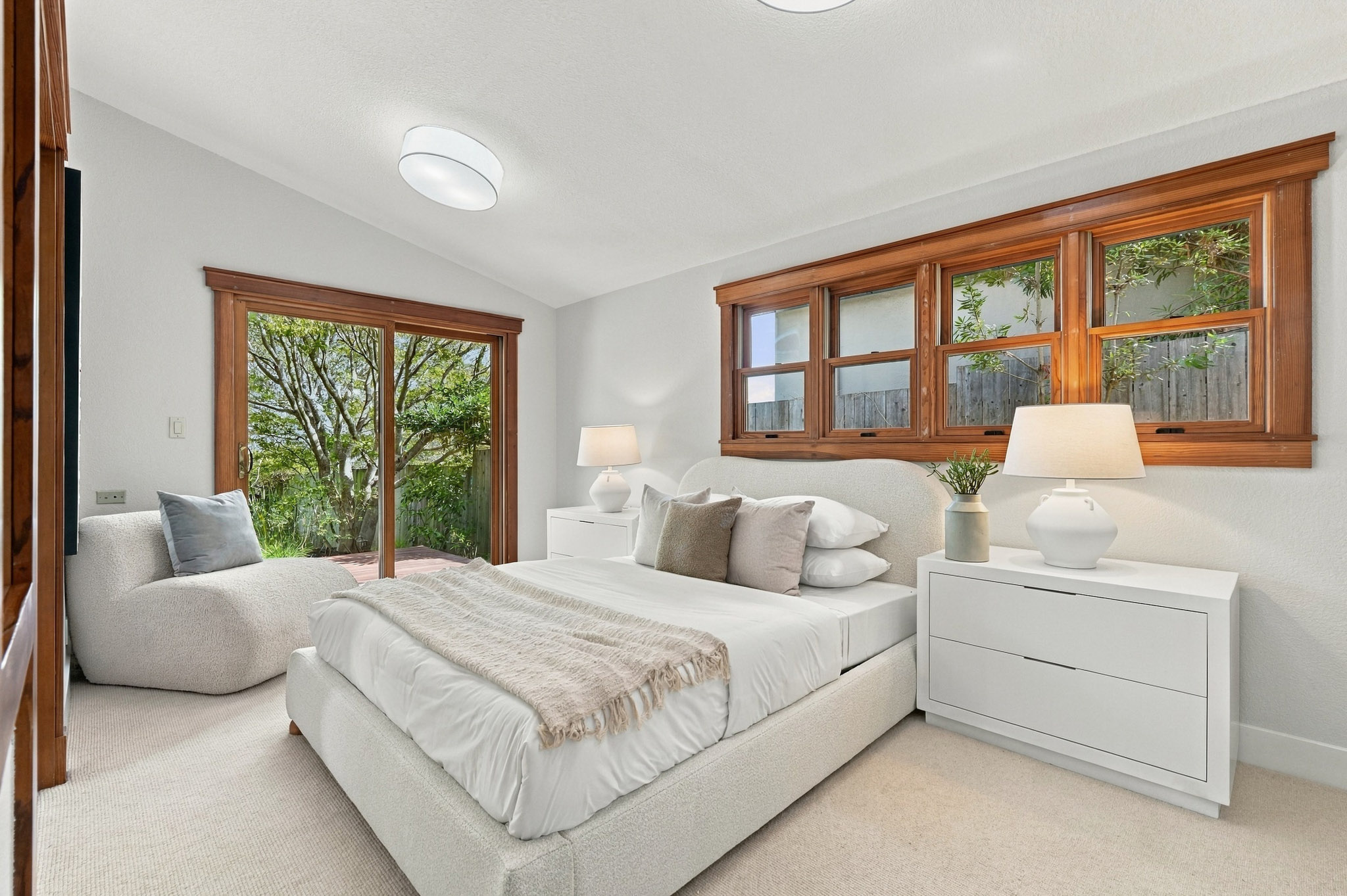  Timeless Craftsman in Belmont - 物件實景