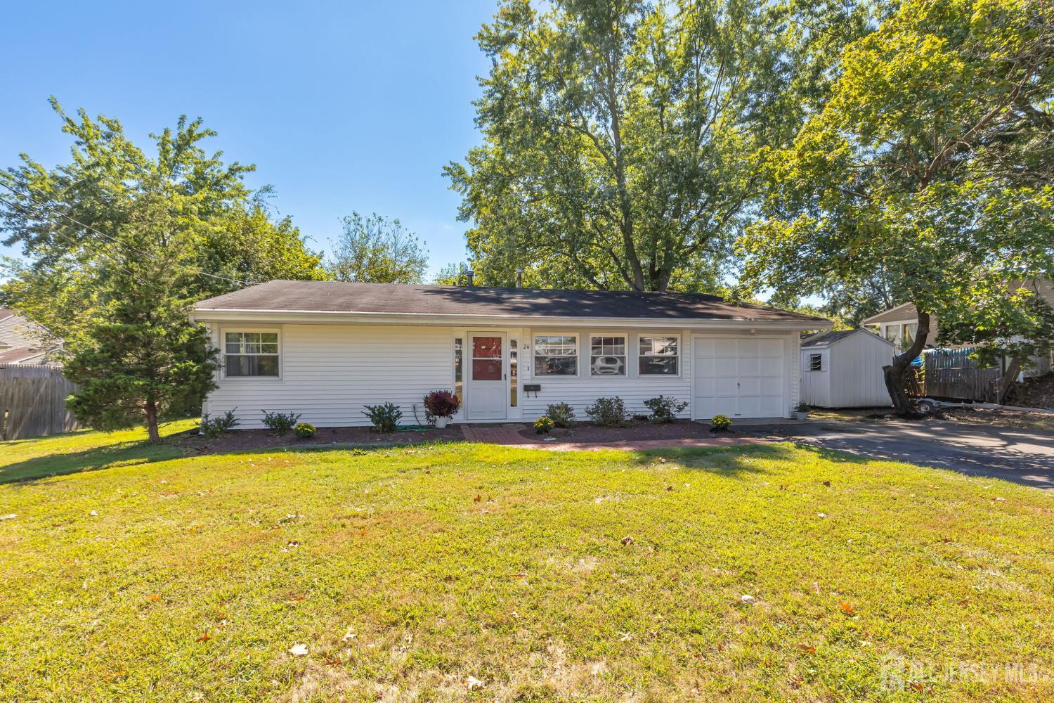 South Brunswick, New Jersey, 08824, United States, 3 Bedrooms Bedrooms, ,2 BathroomsBathrooms,Residential,For Sale,1941671